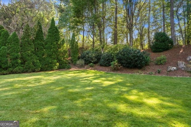 2150 Roos Place NE, Marietta, GA 30066