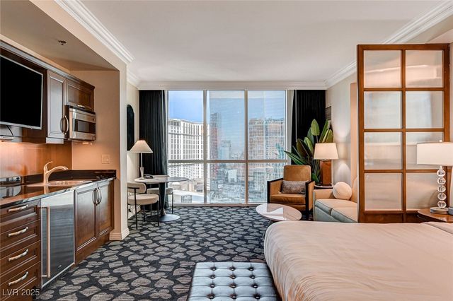 135 East Harmon Avenue 2211, Las Vegas, NV 89109