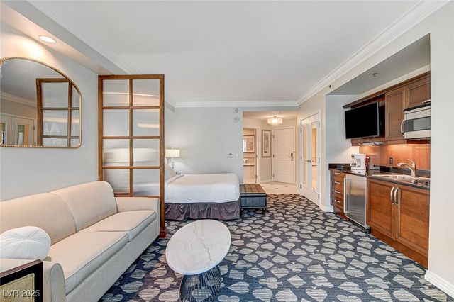 135 East Harmon Avenue 2211, Las Vegas, NV 89109