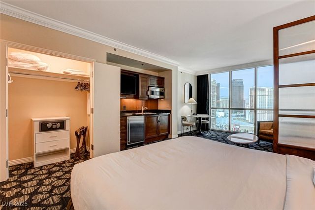 135 East Harmon Avenue 2211, Las Vegas, NV 89109