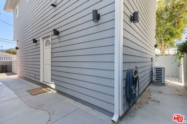 119 S Myers Street, Burbank, CA 91506