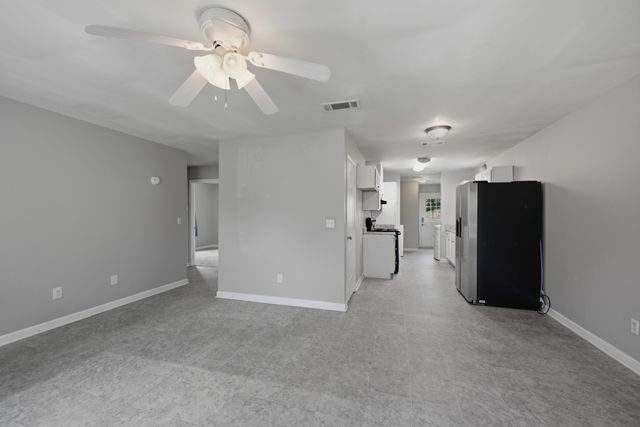 3288 Rainwood Dr, Nashville, TN 37207