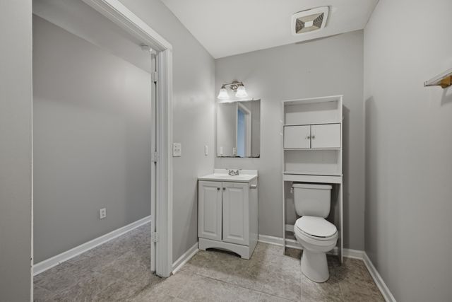 3288 Rainwood Dr, Nashville, TN 37207
