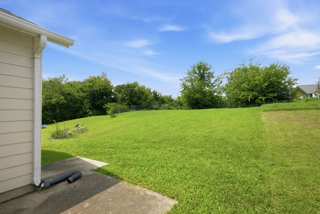 3288 Rainwood Dr, Nashville, TN 37207