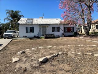 6994 Elmwood Road, Highland, CA 92404