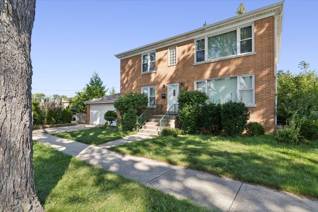 8121 N Ottawa Avenue, Niles, IL 60714 — photo 2