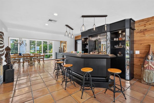 400 Sea Turtle Ter, Plantation, FL 33324