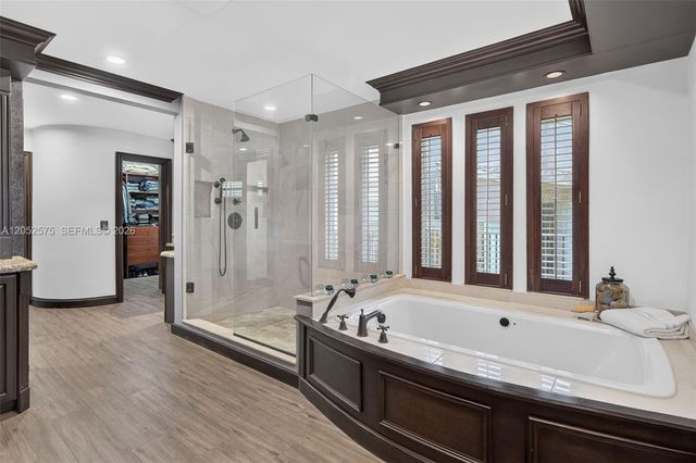 400 Sea Turtle Ter, Plantation, FL 33324