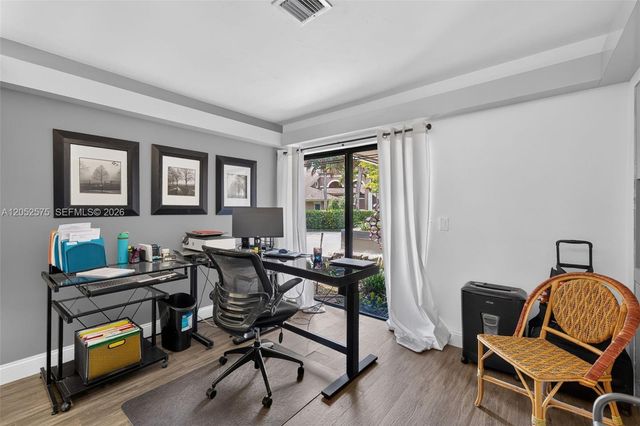 400 Sea Turtle Ter, Plantation, FL 33324