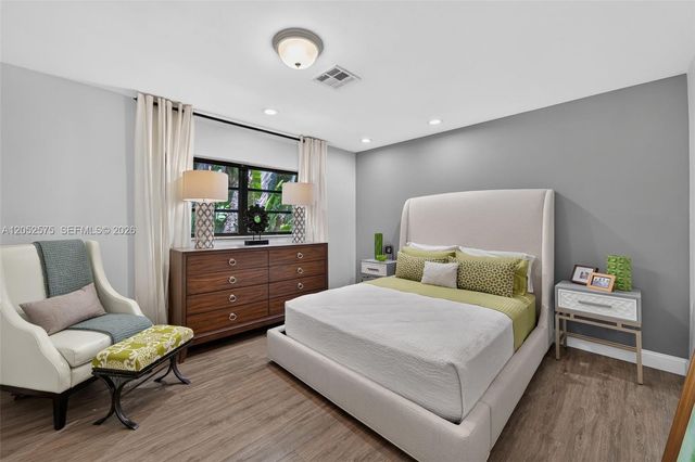 400 Sea Turtle Ter, Plantation, FL 33324