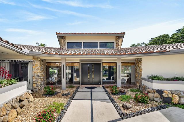 400 Sea Turtle Ter, Plantation, FL 33324