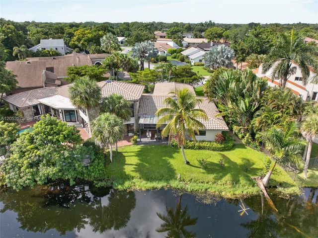 400 Sea Turtle Ter, Plantation, FL 33324