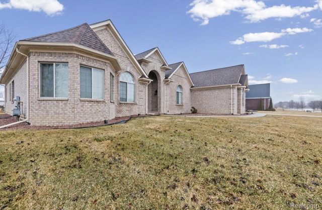 28796 Liparoto Boulevard, Huron Charter Township, MI 48134