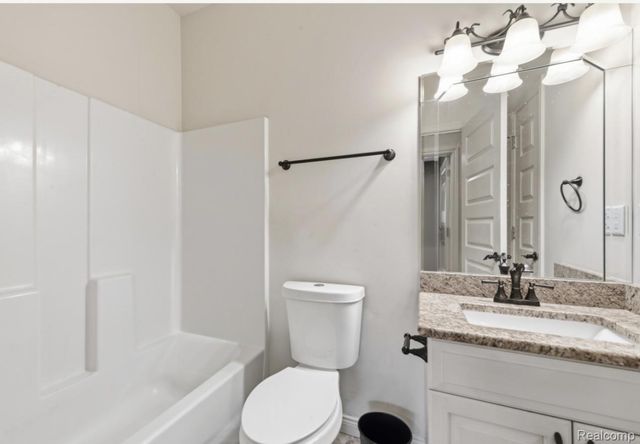 28796 Liparoto Boulevard, Huron Charter Township, MI 48134