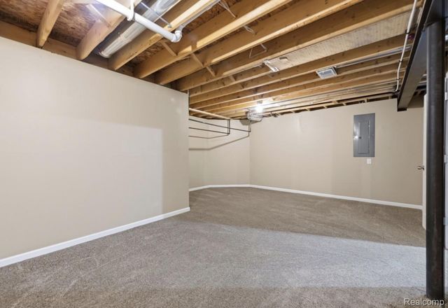 28796 Liparoto Boulevard, Huron Charter Township, MI 48134