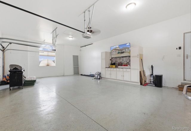 28796 Liparoto Boulevard, Huron Charter Township, MI 48134