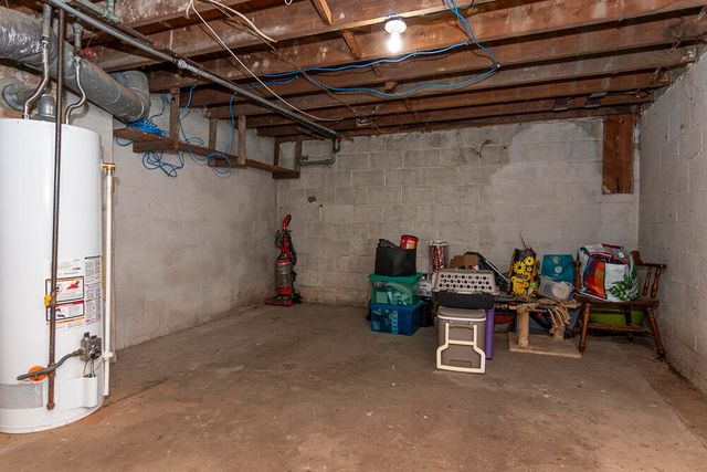 401 W Saint Marys Street, Decatur, MI 49045