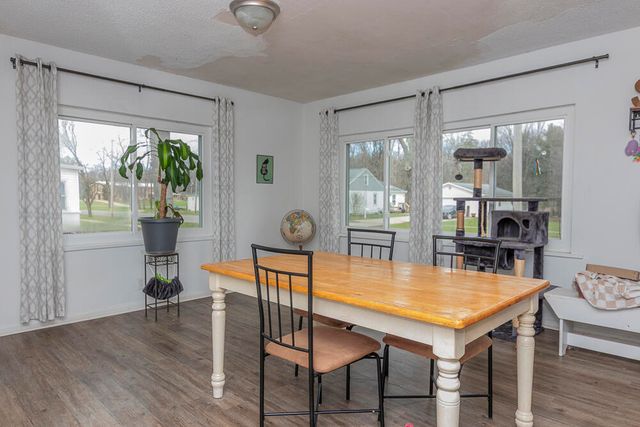 401 W Saint Marys Street, Decatur, MI 49045