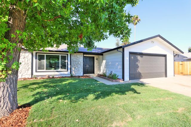 7821 Dove Creek Ct, Sacramento, CA 95828