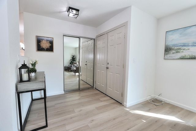 7821 Dove Creek Ct, Sacramento, CA 95828