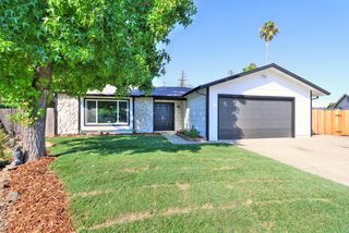 7821 Dove Creek Ct, Sacramento, CA 95828