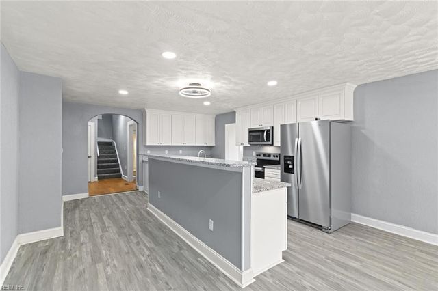 1250 27th ST, Newport News, VA 23607