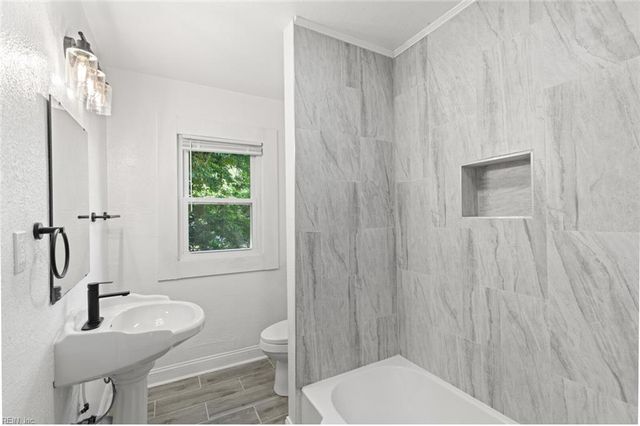 1250 27th ST, Newport News, VA 23607