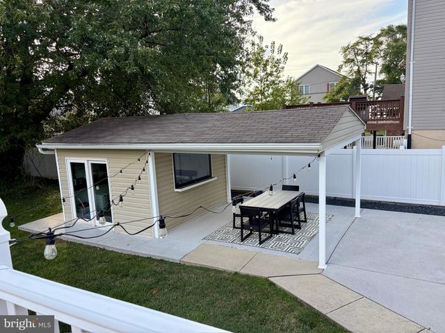 2804 7TH ST, Sparrows Point, MD 21219