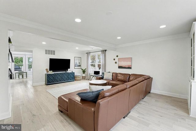 2804 7TH ST, Sparrows Point, MD 21219