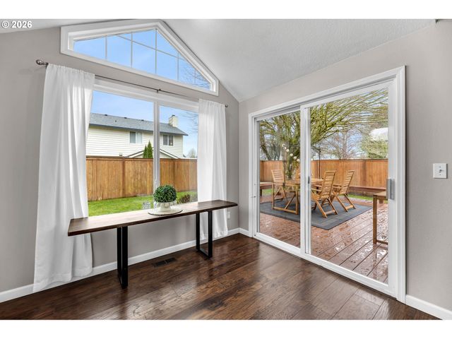 14707 Ne 2ND Ave, Vancouver, WA 98685