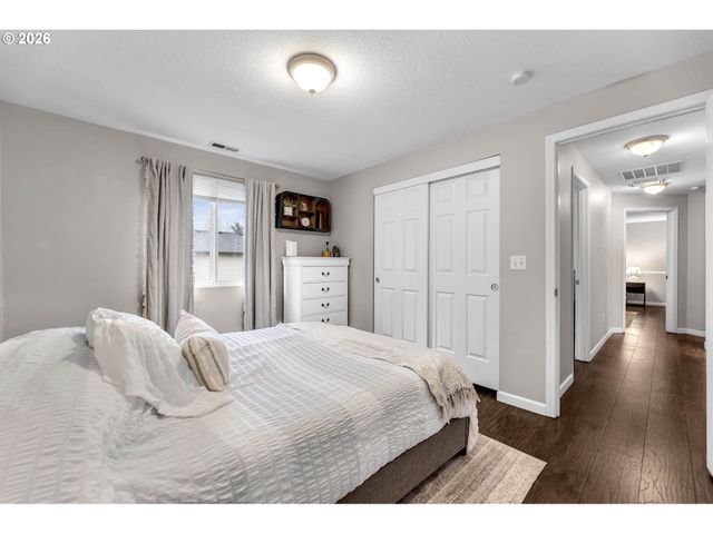 14707 Ne 2ND Ave, Vancouver, WA 98685