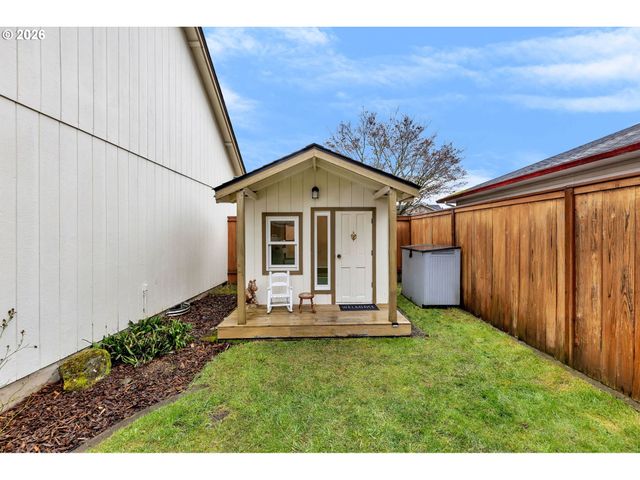 14707 Ne 2ND Ave, Vancouver, WA 98685