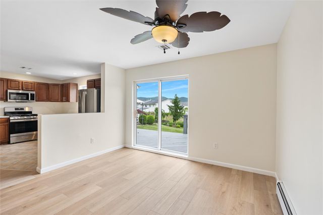 221 Tamerisk Lane, New Windsor, NY 12553