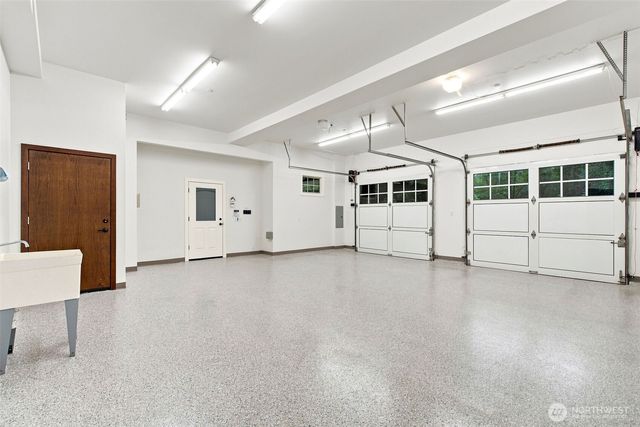 24950 SE Old Black Nugget Road, Issaquah, WA 98029