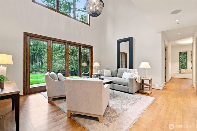 24950 SE Old Black Nugget Road, Issaquah, WA 98029