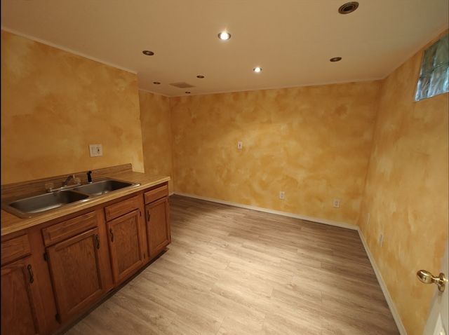 548 Worcester St, Natick, MA 01760