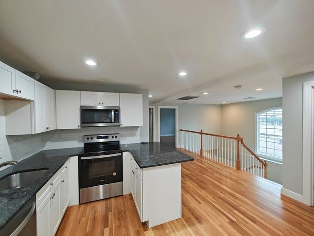 548 Worcester St, Natick, MA 01760