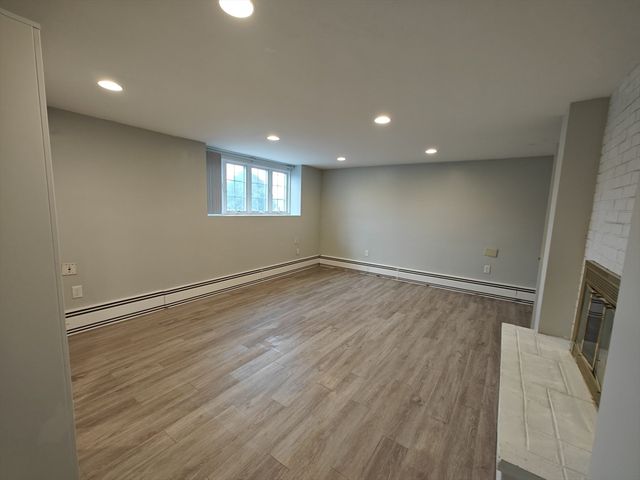 548 Worcester St, Natick, MA 01760