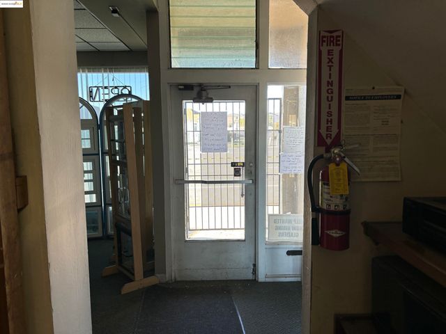 11808 San Pablo Ave, El Cerrito, CA 94530