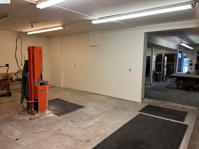11808 San Pablo Ave, El Cerrito, CA 94530