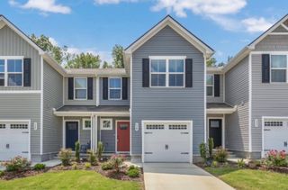 828 Knox Crest Dr, Lebanon, TN 37090