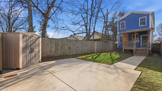 1818 14th Ave, N, Nashville, TN 37208