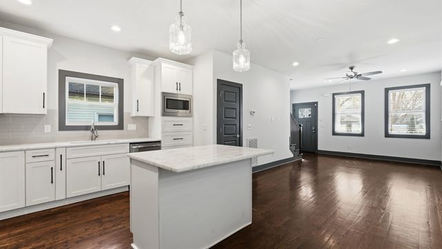 1818 14th Ave, N, Nashville, TN 37208