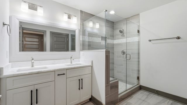 1818 14th Ave, N, Nashville, TN 37208