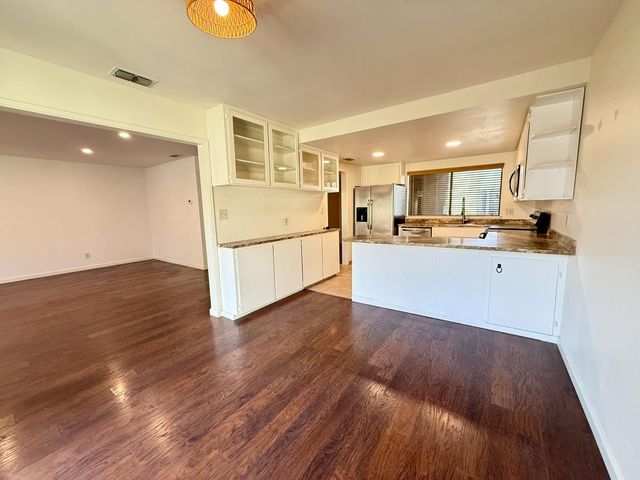 1720 Plaza De San Joaquin, Modesto, CA 95350