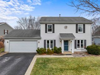 593 Covered Bridge Drive, Elgin, IL 60124