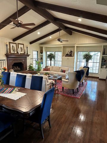 503 Oakland Hills Lane, Kerrville, TX 78028