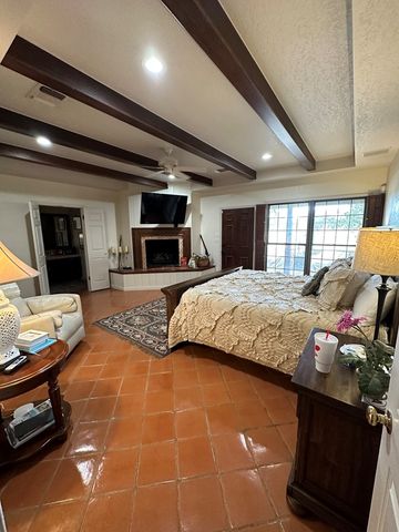 503 Oakland Hills Lane, Kerrville, TX 78028