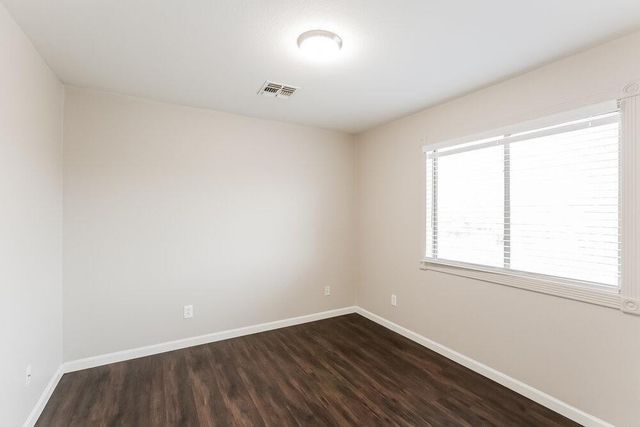 9243 W Salter Drive, Peoria, AZ 85382