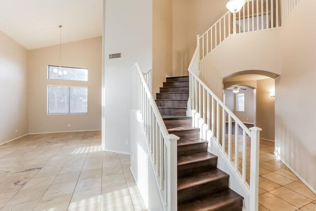 9243 W Salter Drive, Peoria, AZ 85382